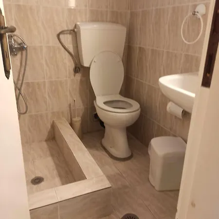Kalamitsi House 2 *