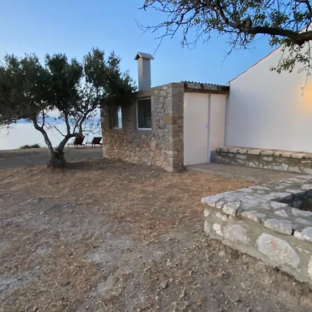 Сasa de vacaciones Kalamitsi House 2